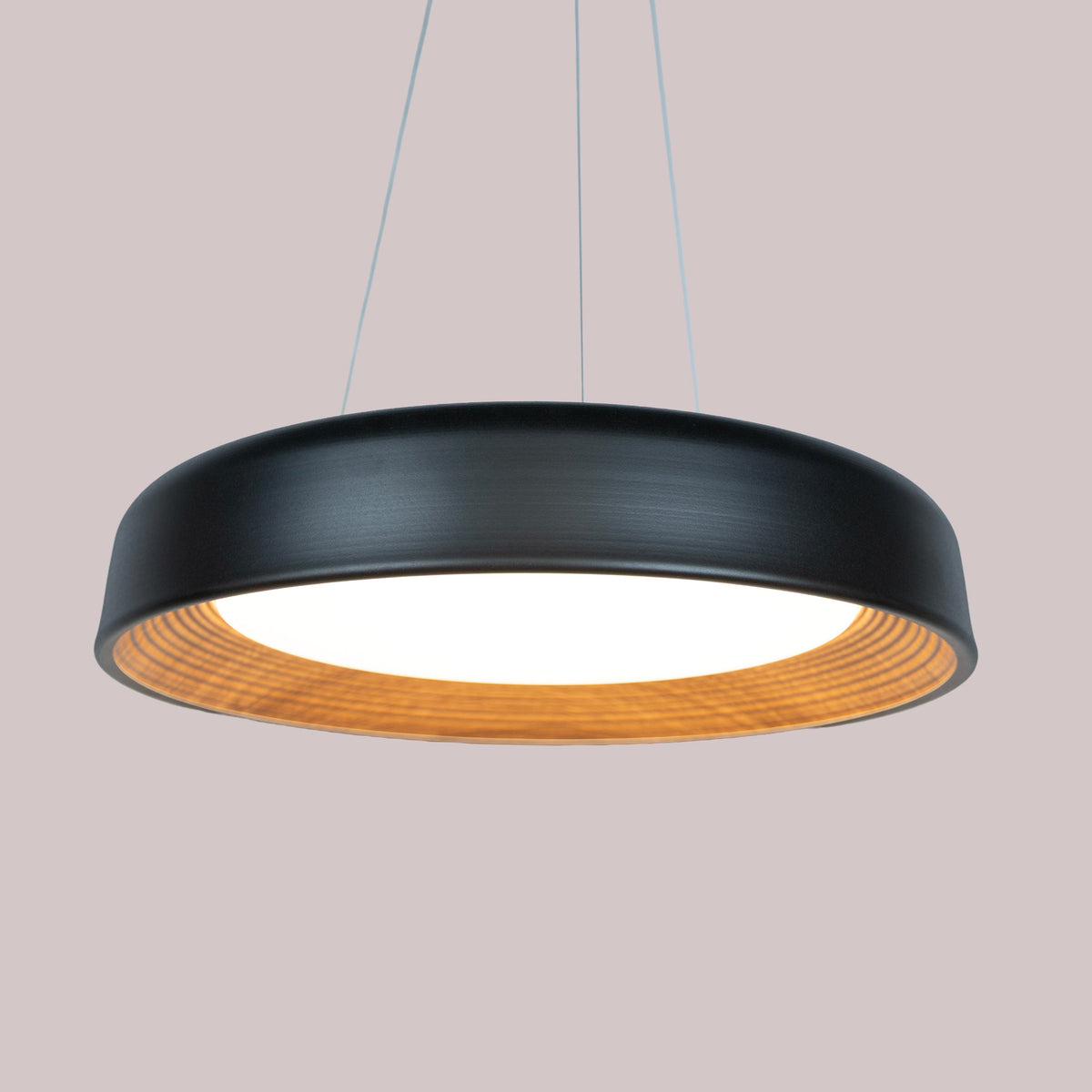 Luminex (Black, Large) Pendant Light