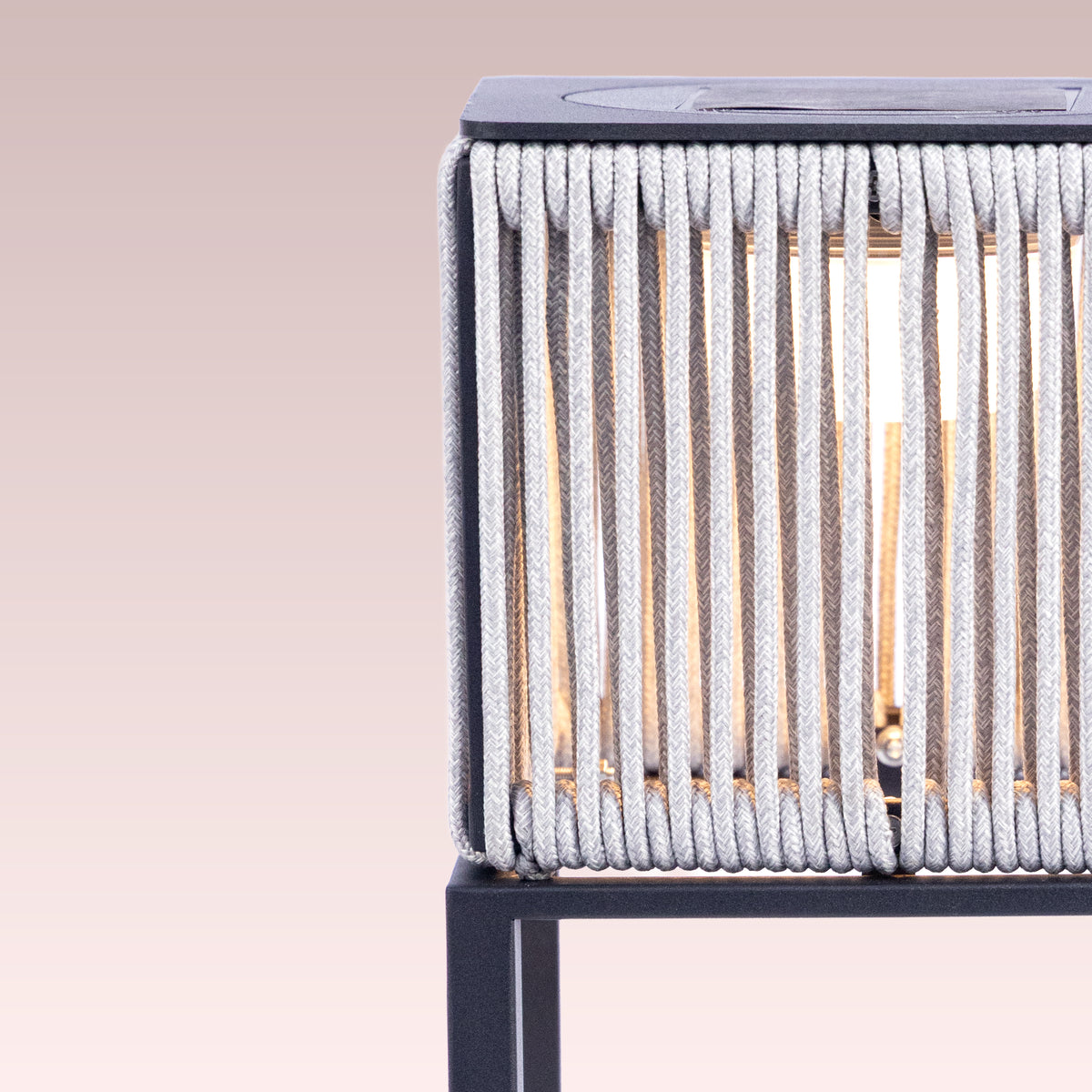 Vanguard Luxe (Solar Powered-Rechargeable) Outdoor Floor Lamp