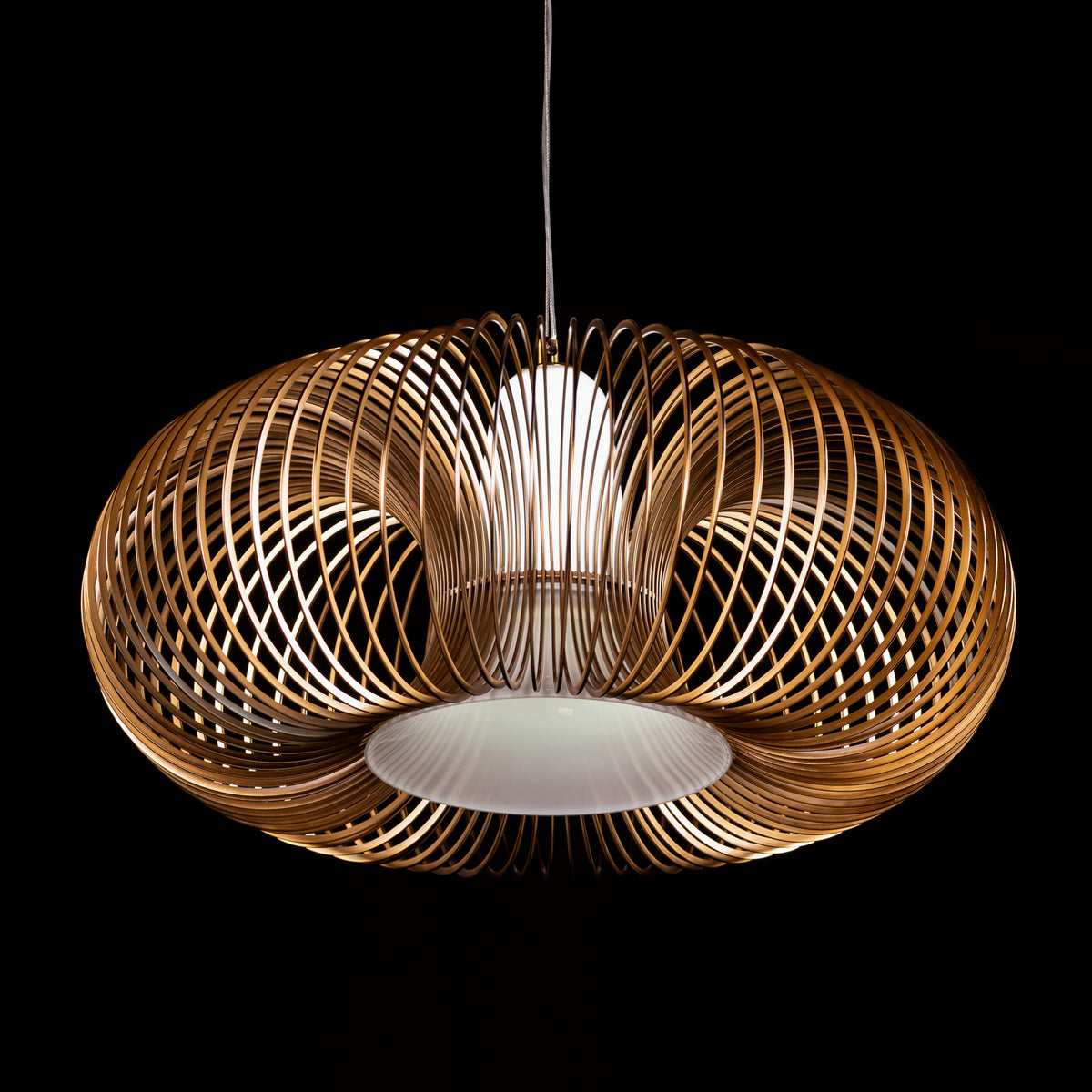 Oïna (Medium, Gold, White) Metal & Glass Pendant Light