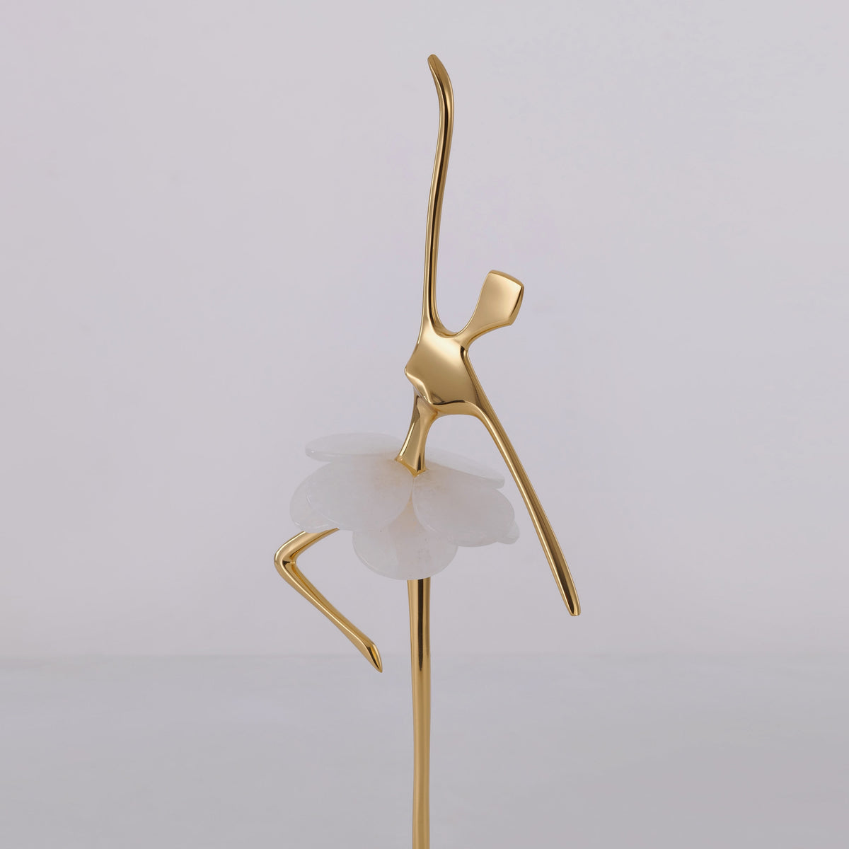 Poised (White/Gold) Marble