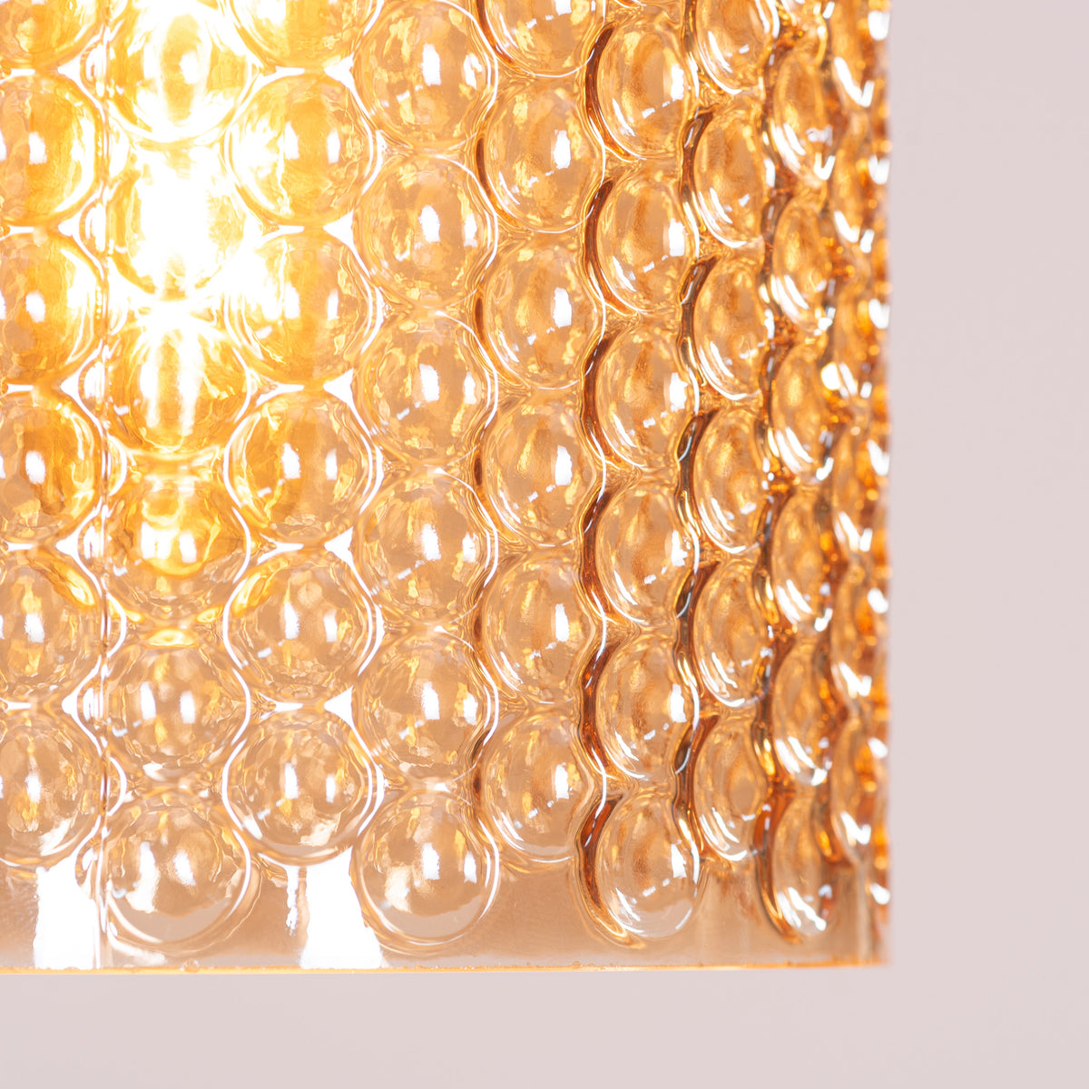 Roomy Pendant Light