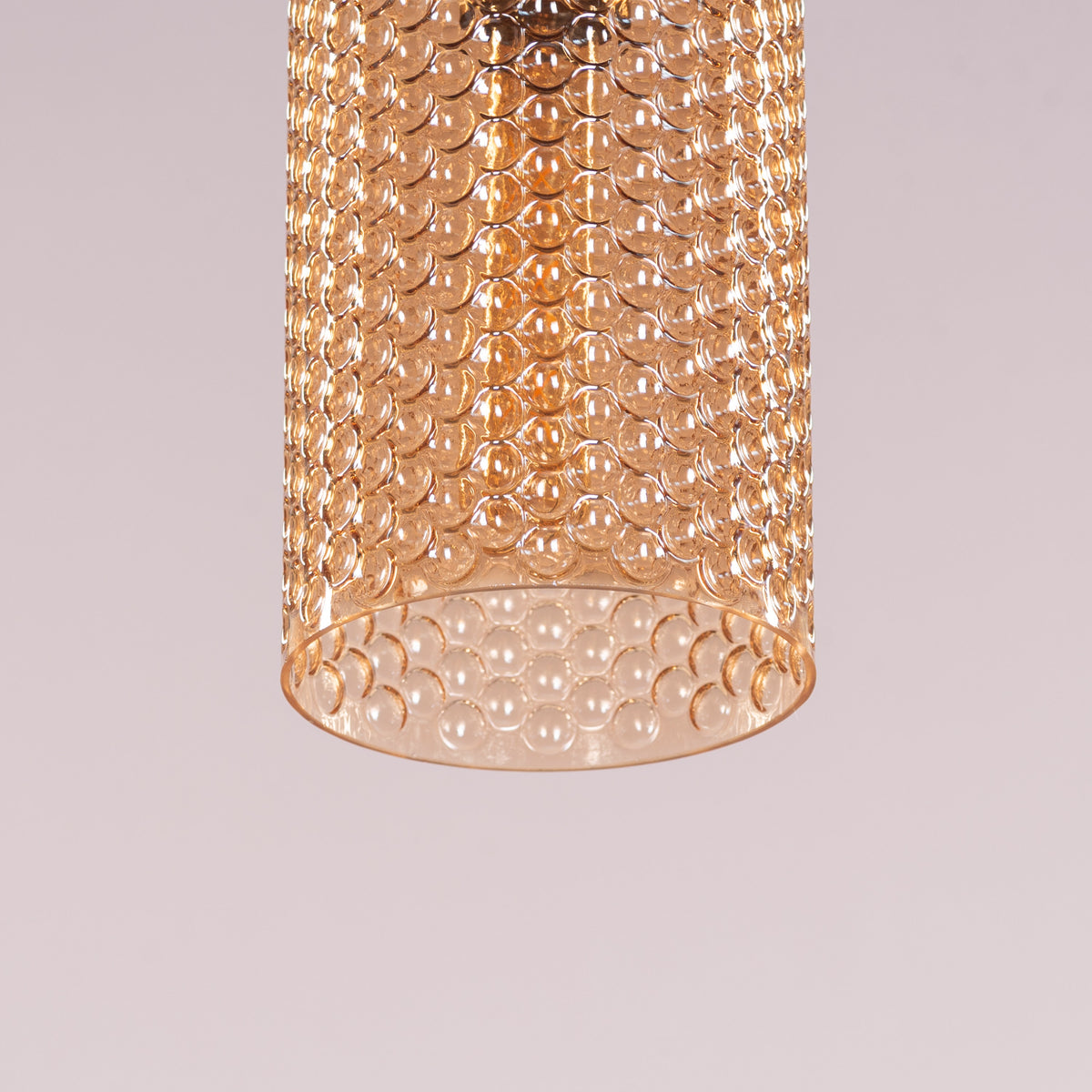 Roomy Pendant Light