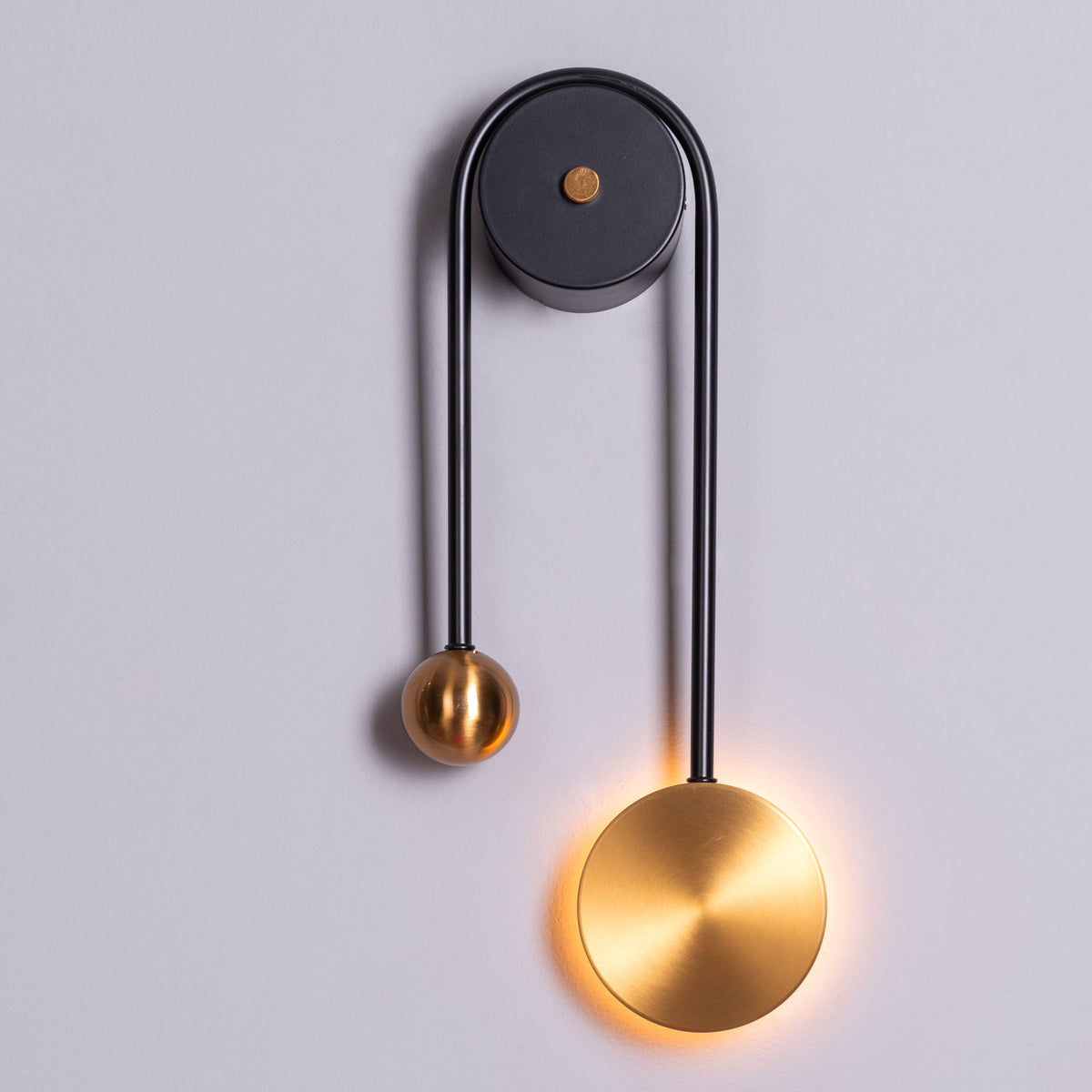 New Season (Black, Built-In LED) Wall Light