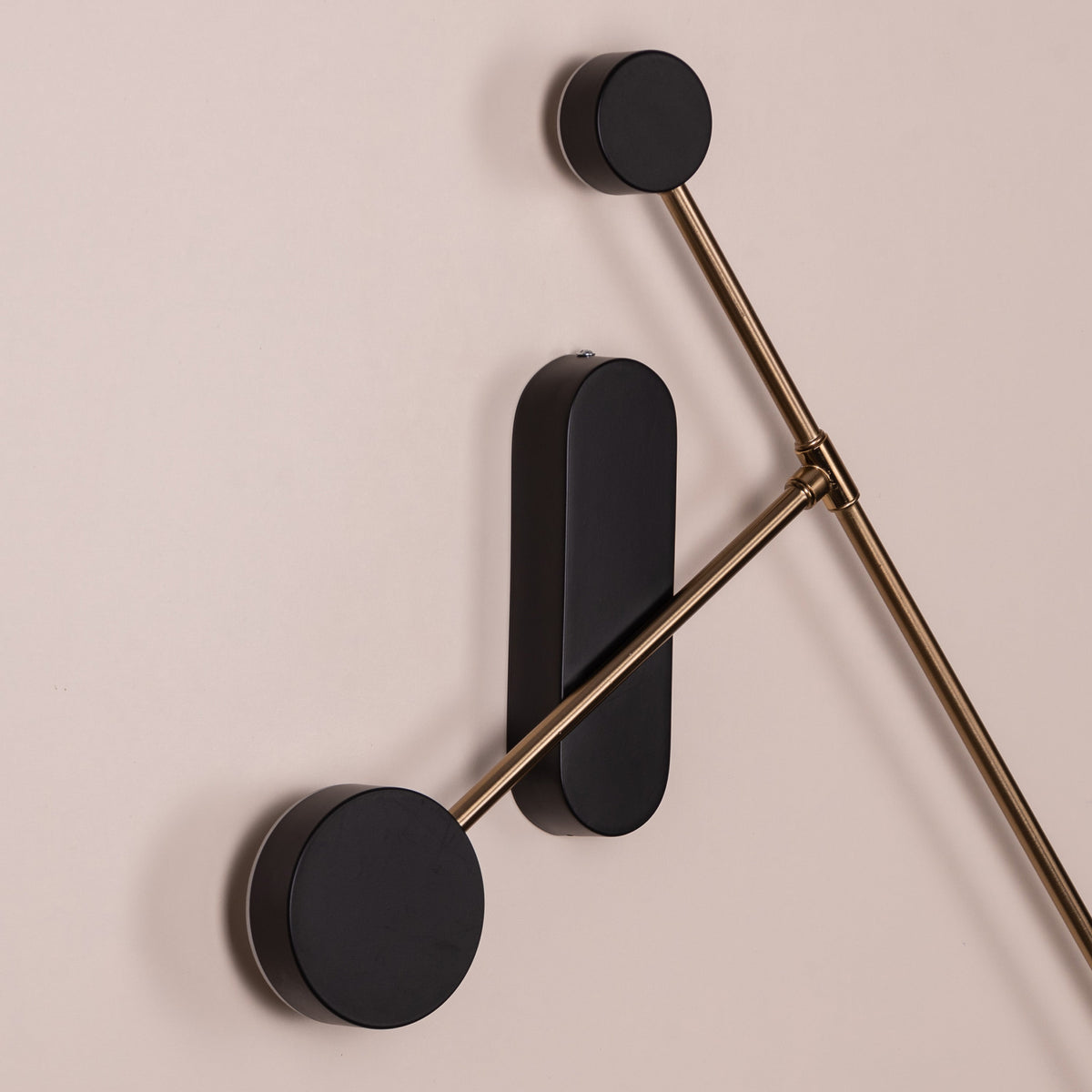 Touchdown (Gold, Built-In LED) Wall Light