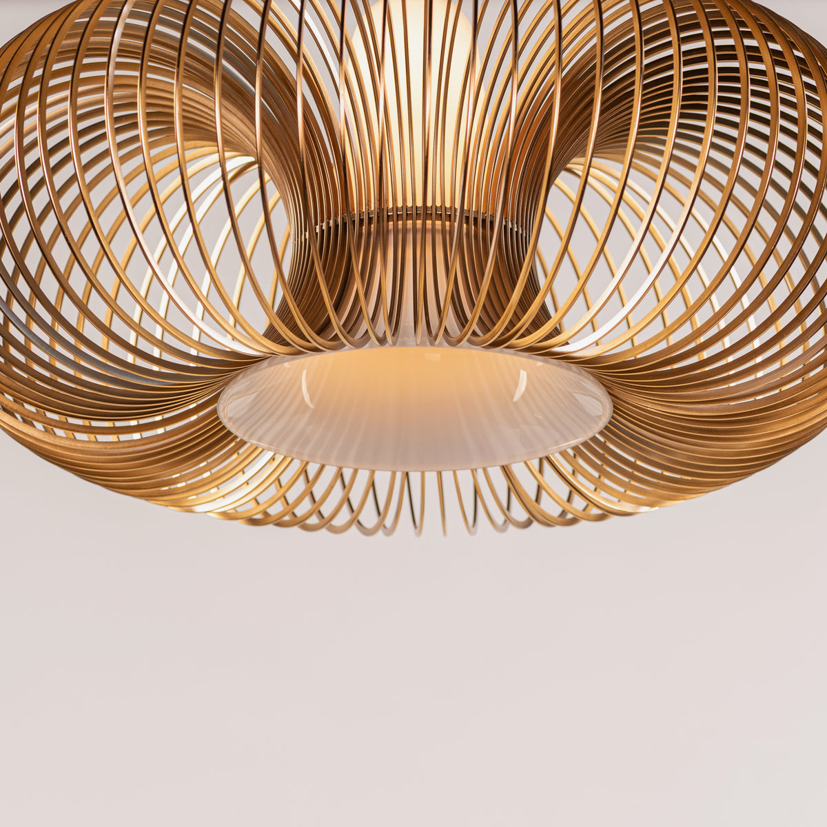 Oïna (Medium, Gold, White) Metal & Glass Pendant Light