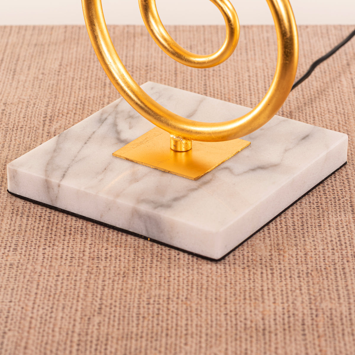 Royal Serpentine Gold Leaf Table Lamp