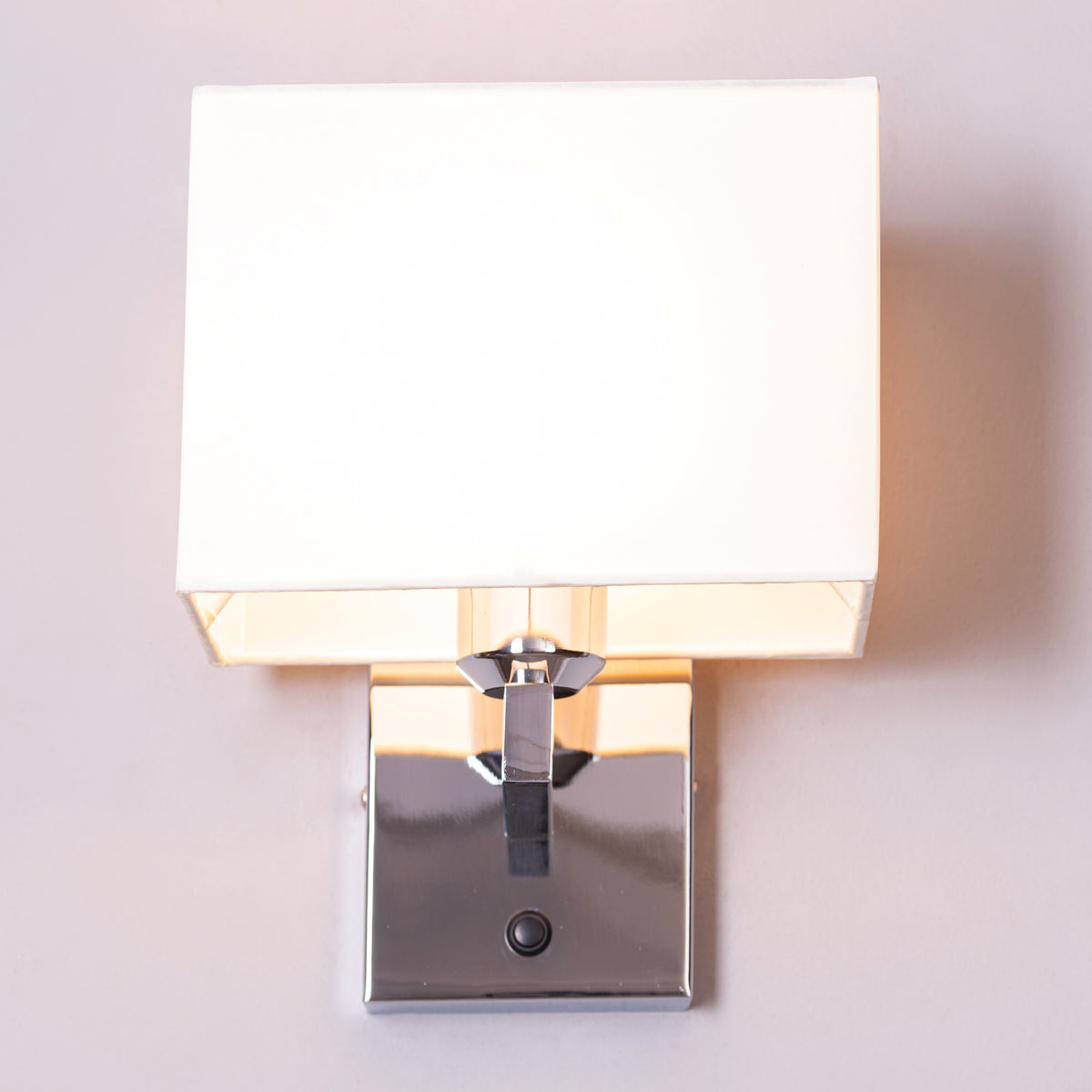 Sand Dune (Chrome, White) Wall Light