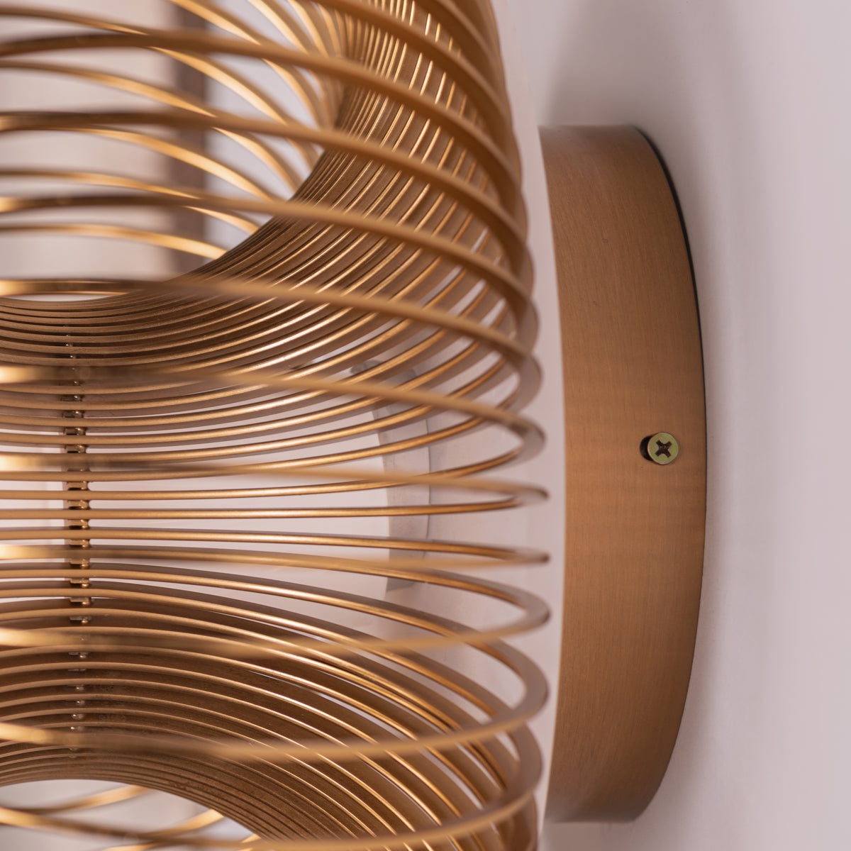 Oïna (Gold, White) Metal & Glass Wall Light
