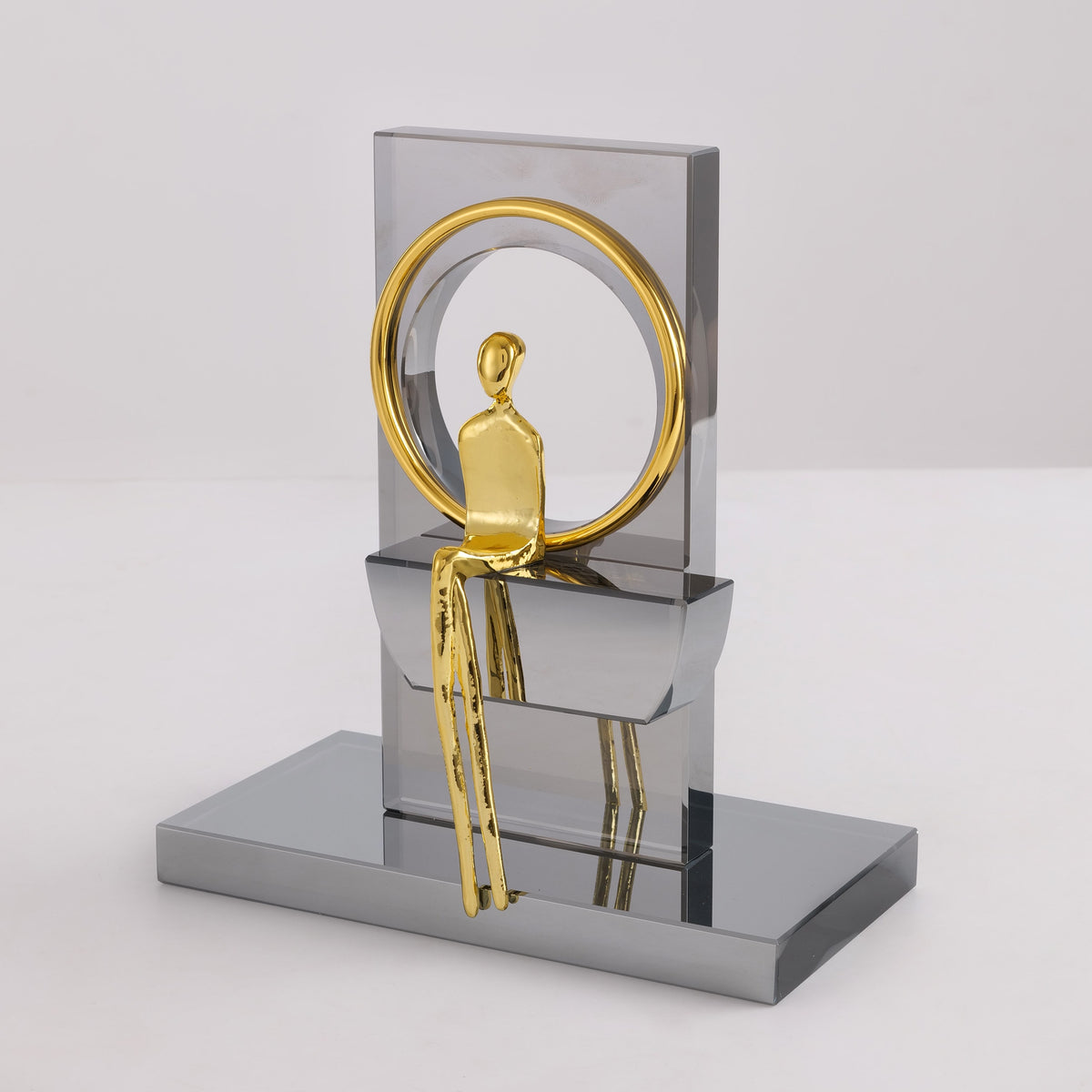 Sitting Pretty (Gold) Resin Home Decor