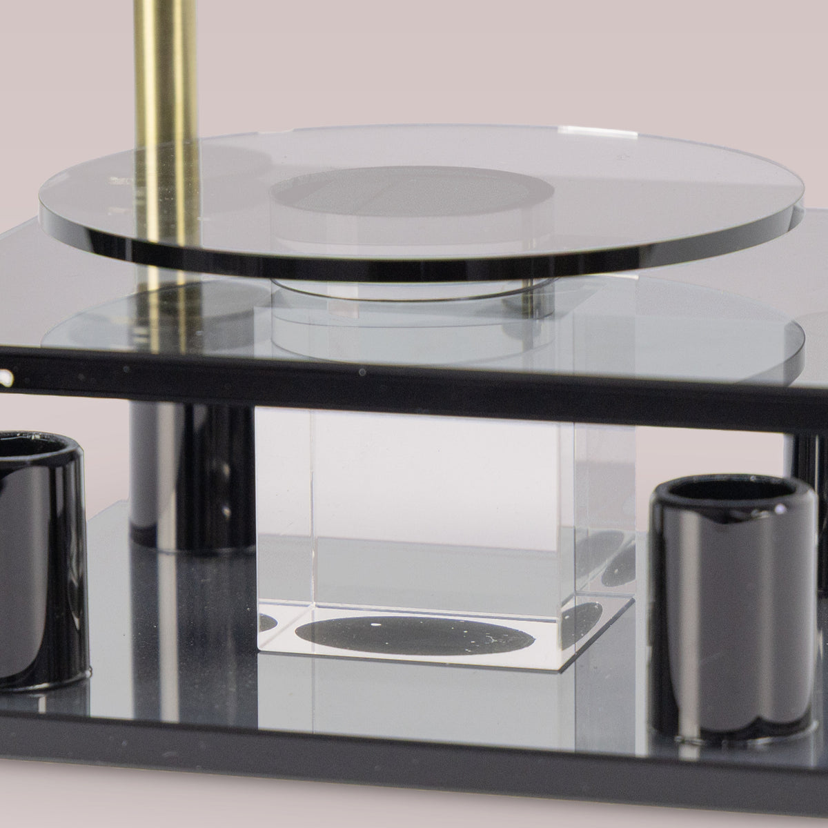 Quantiv Home Decor
