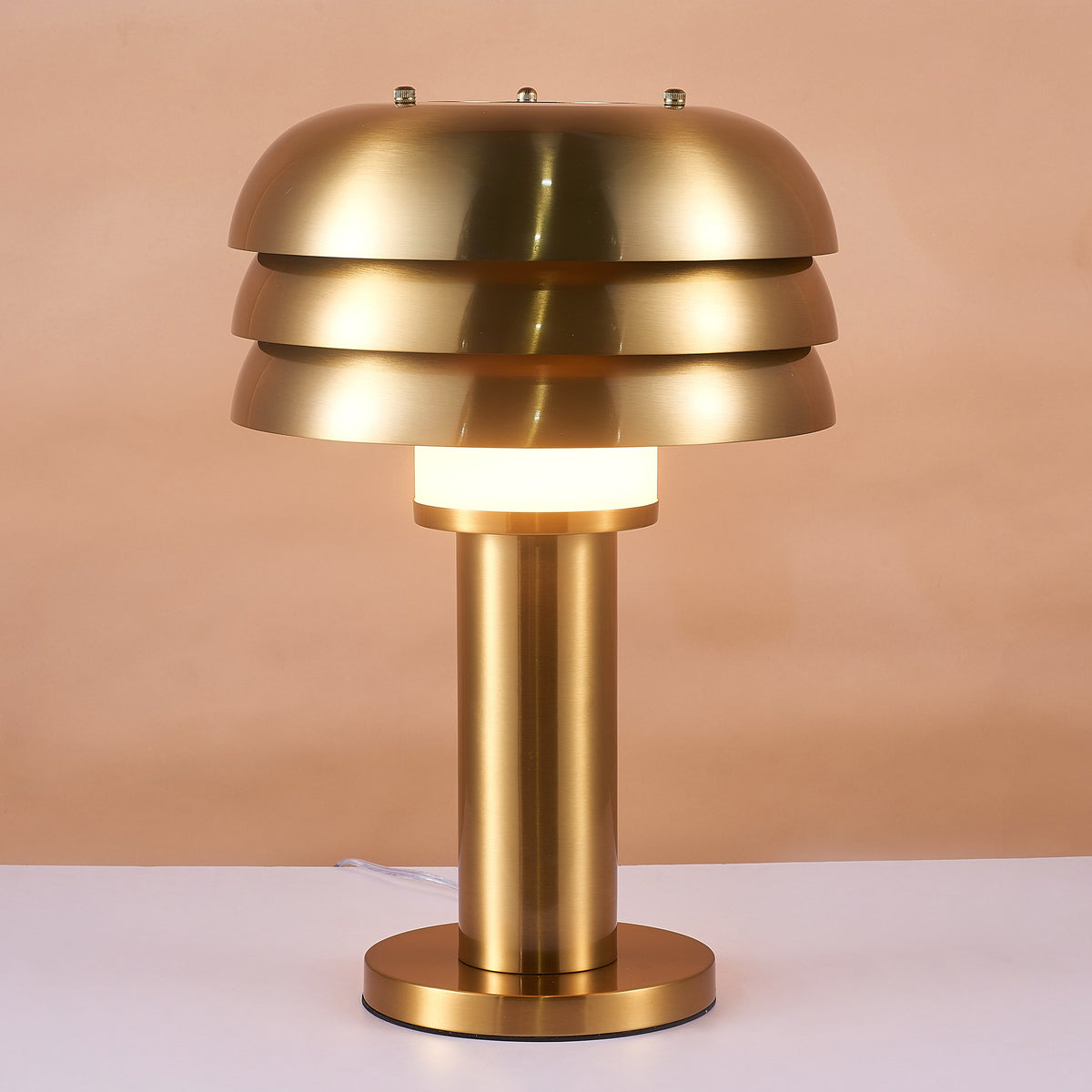 Sunshine For Days (Gold/White) Table Lamp