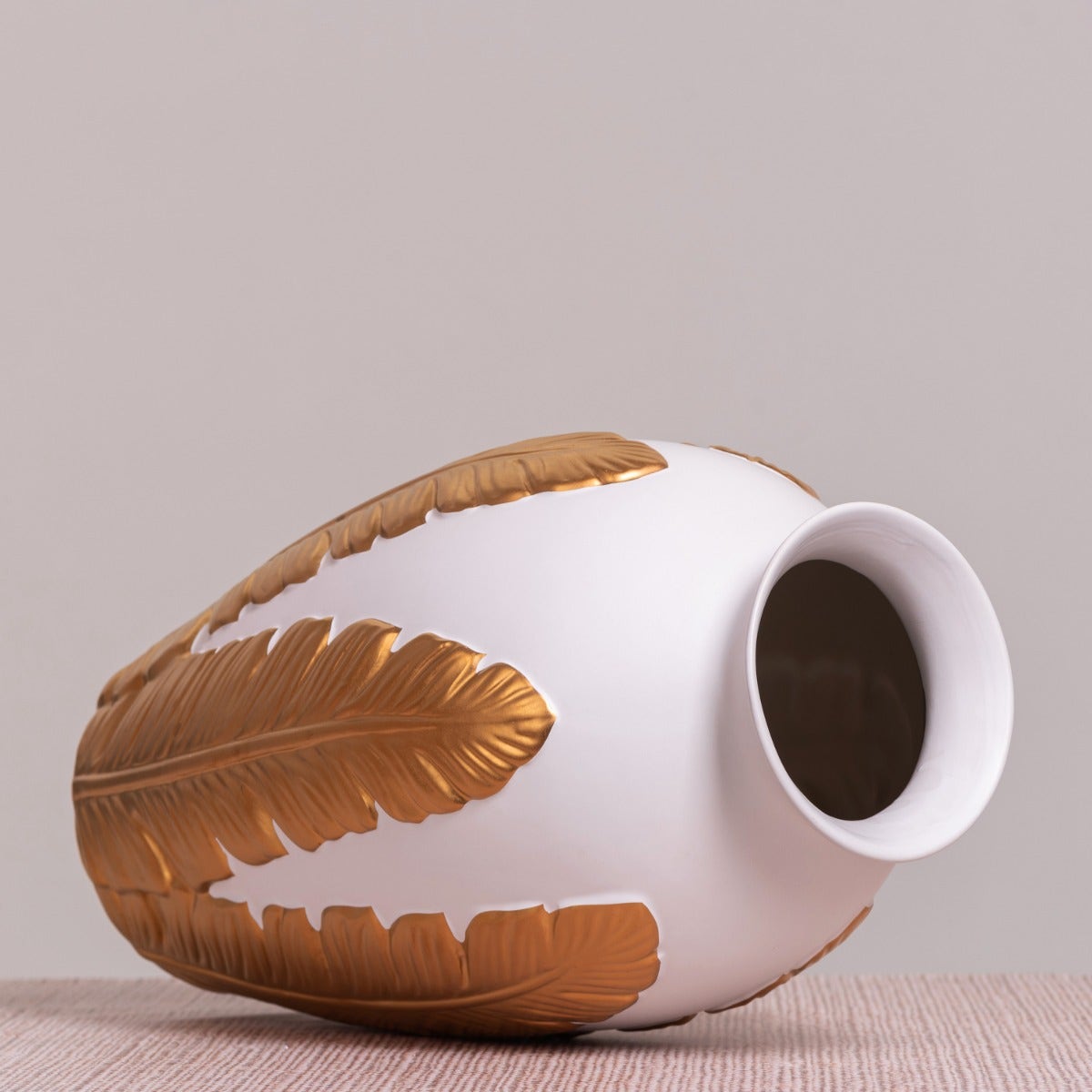 Desert Dream (Gold/ White) Ceramic Vase