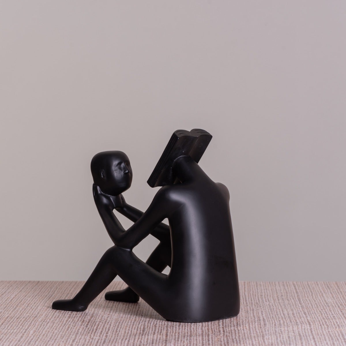 Read To Me (Black ) Resin  Home Decor