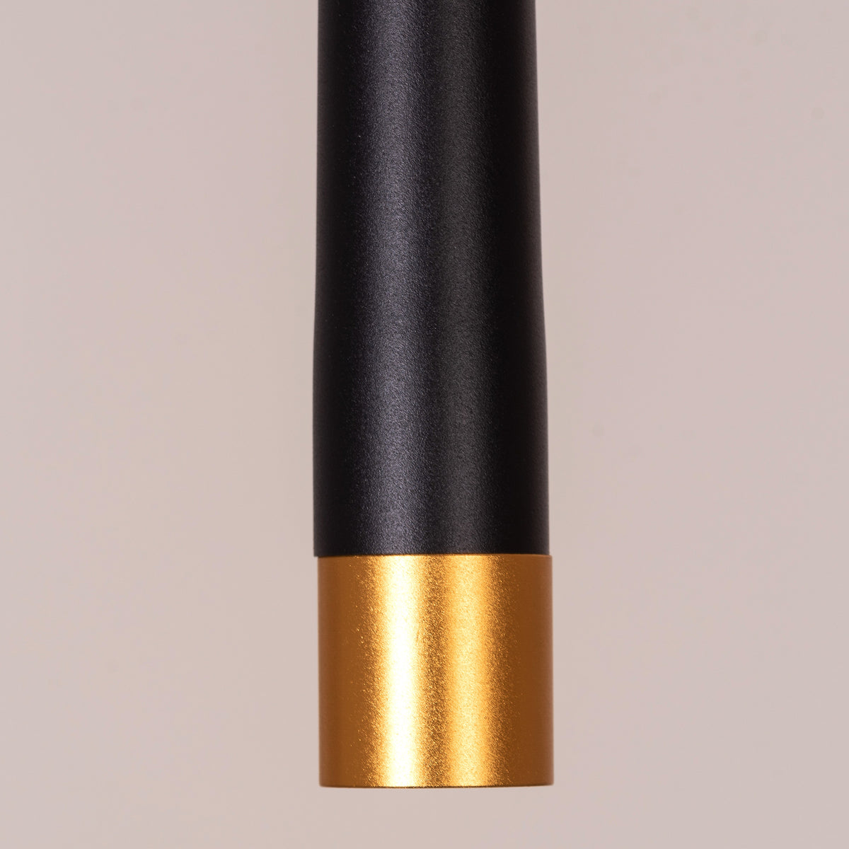 أورا- 03W أسود (3000K) مصباح معلق بتصميم مصمم سلسلة LED (DL01-10031)
