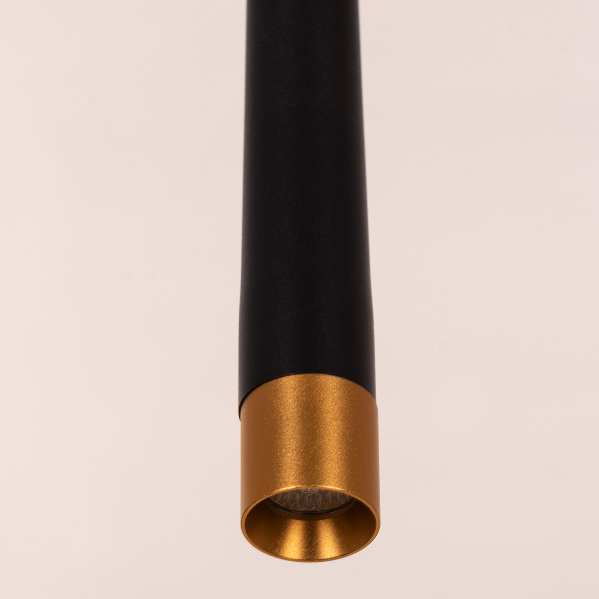 أورا- 03W أسود (3000K) مصباح معلق بتصميم مصمم سلسلة LED (DL01-10031)