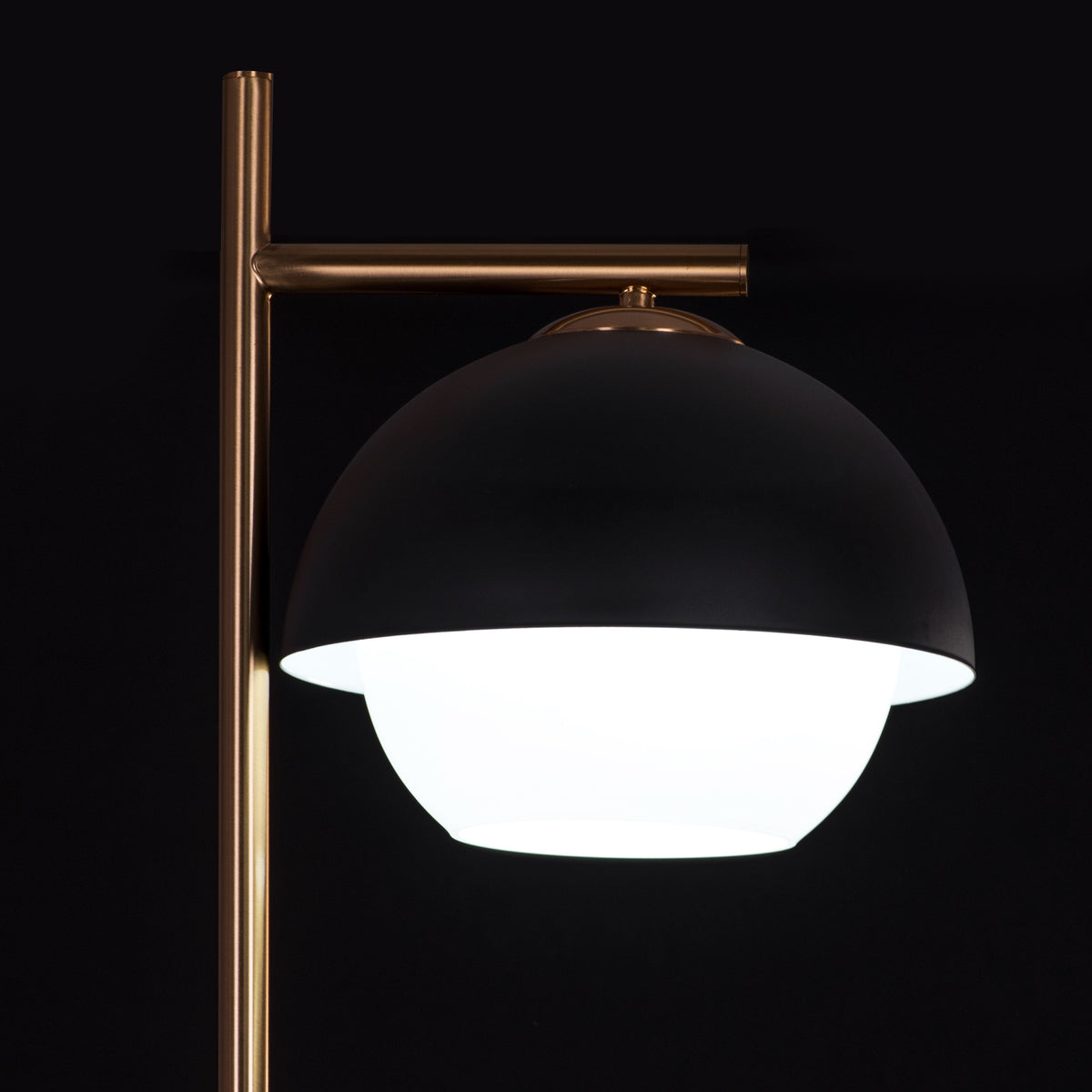 Slightly Addicted (Gold) Marble Floor Lamp