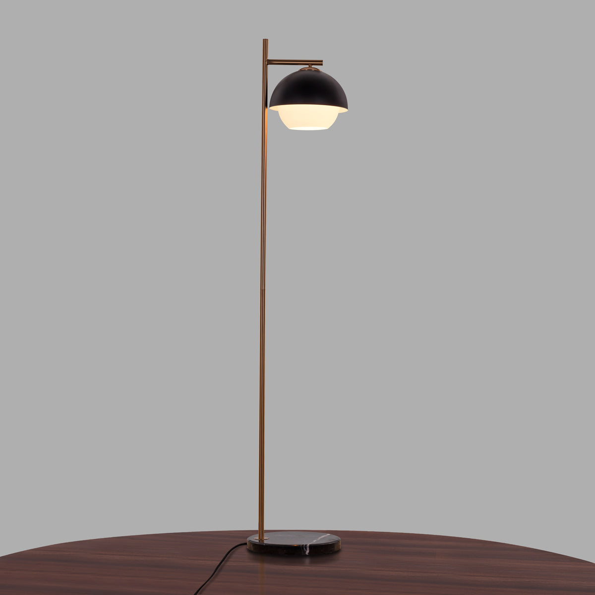 Slightly Addicted (Gold) Marble Floor Lamp