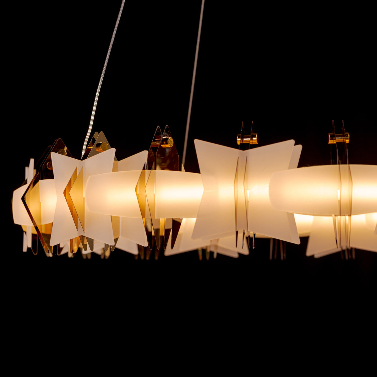 Gilded Embrace (Medium) Chandelier