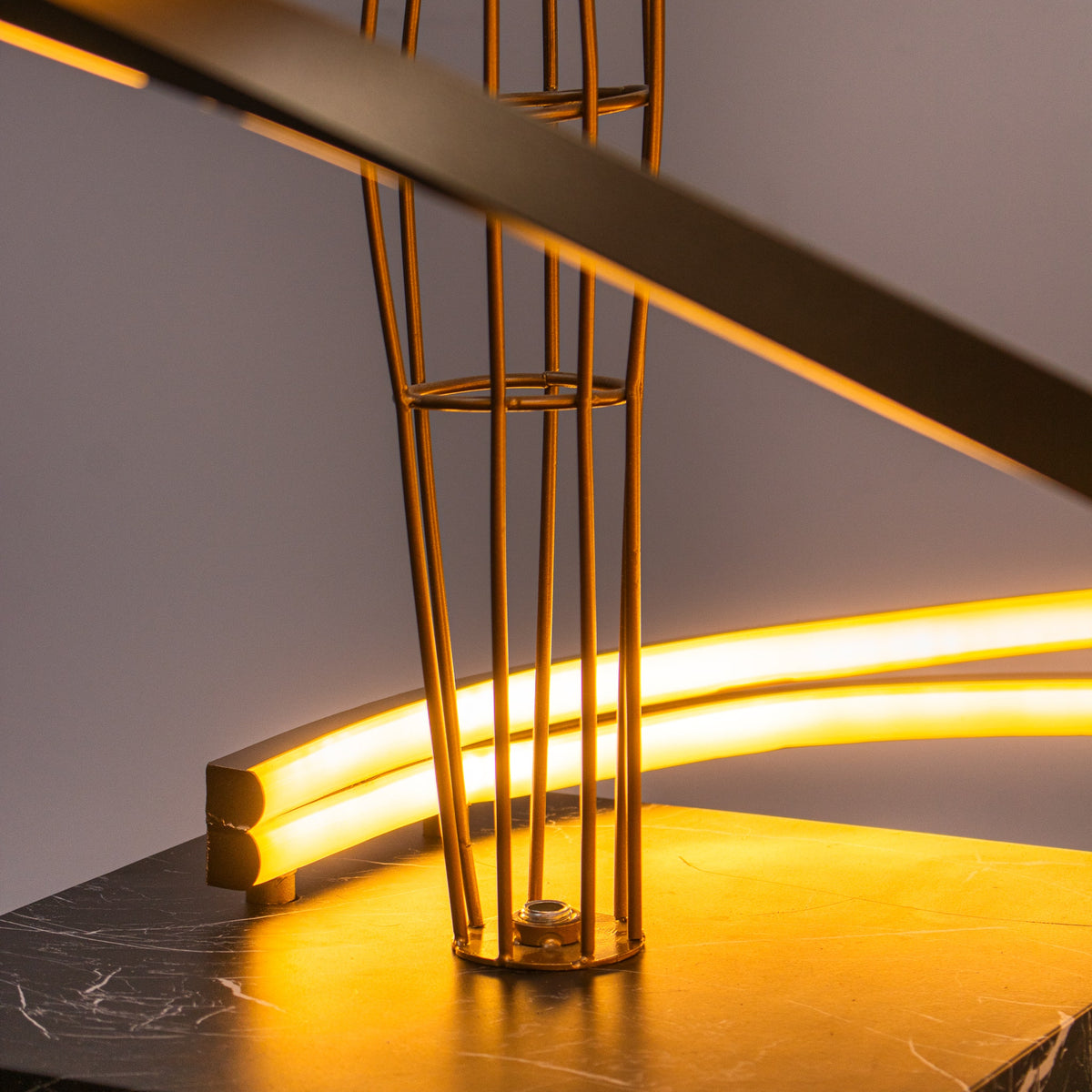 TwistForm Home Decor