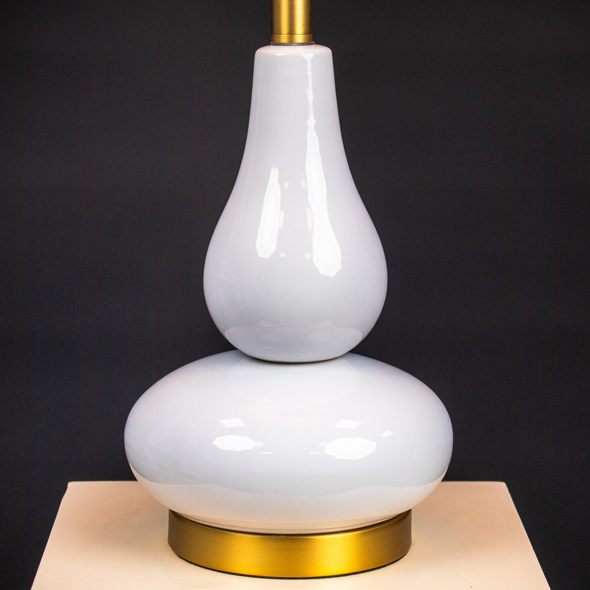 White Nest Table Lamp