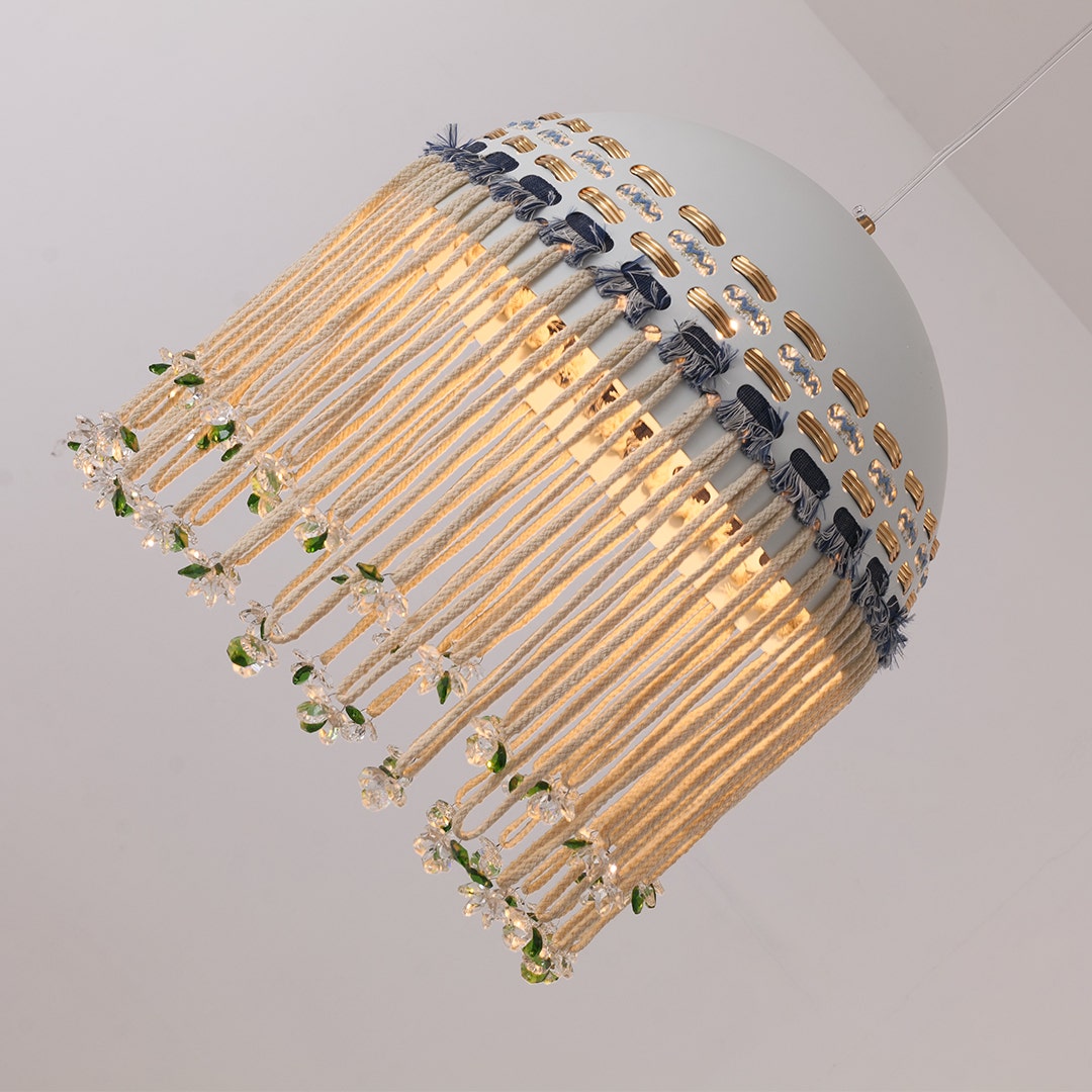 مصباح متدلي بتصميم "بورن إن بالي"