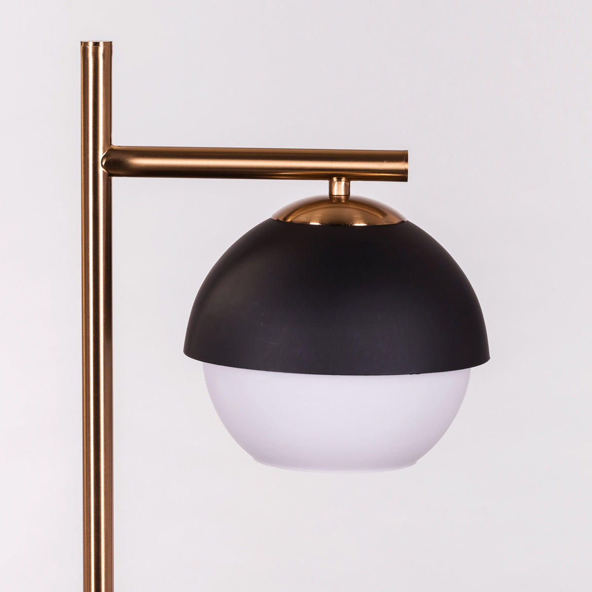 Addiction (Gold, Black) Marble Table Lamp