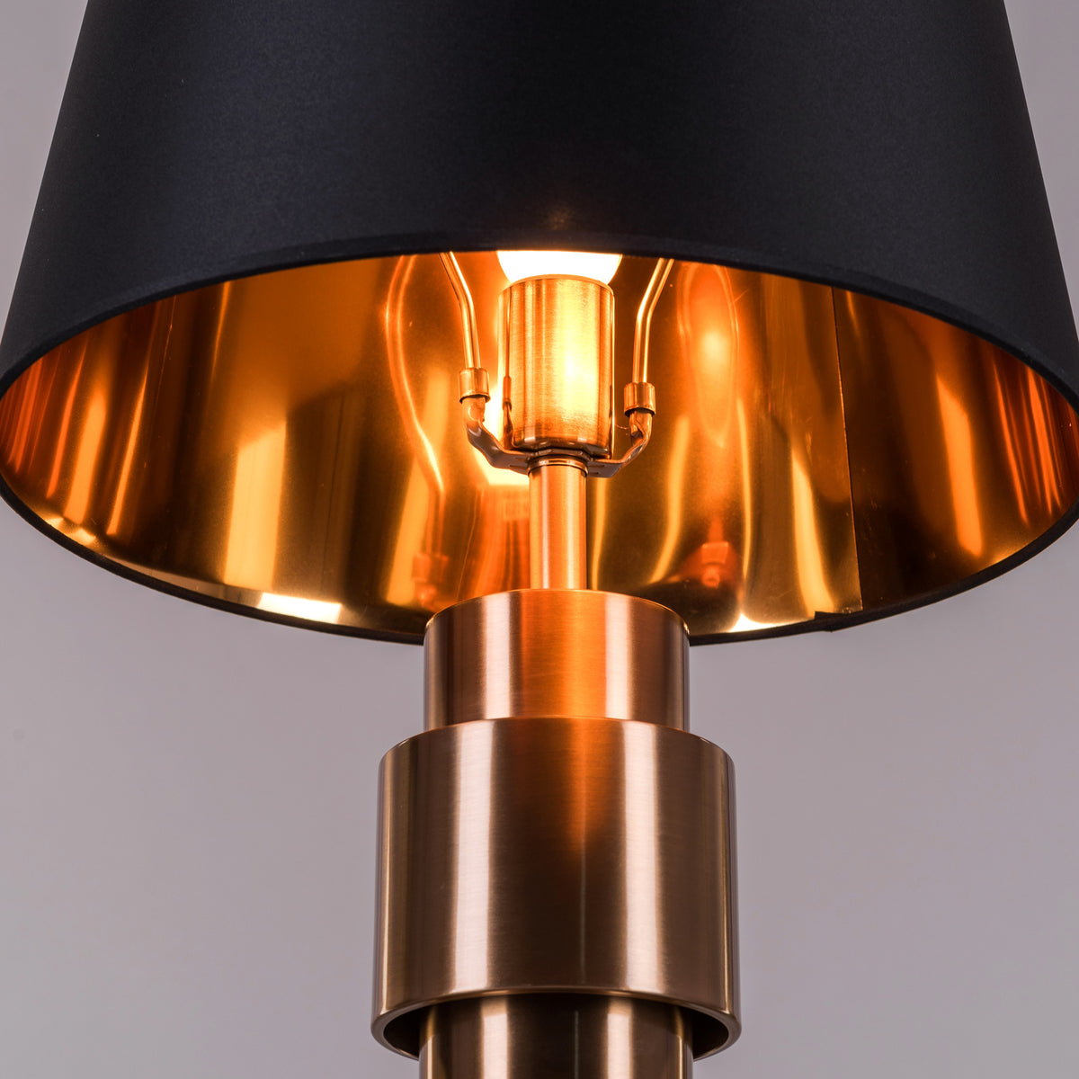 Snapshot (Gold) Table Lamp