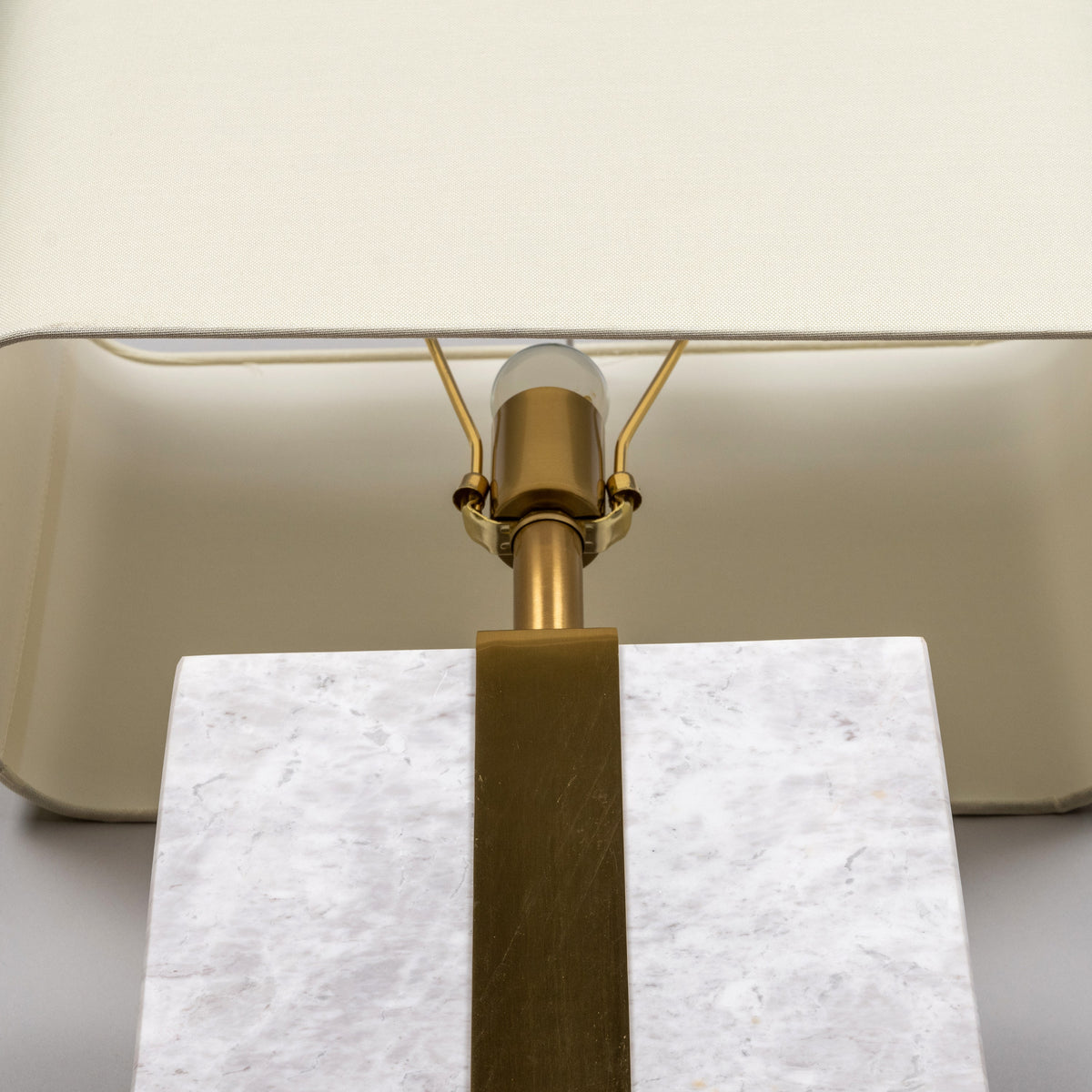 Just A Memory (Extra Large, White, Gold) Marble Table Lamp