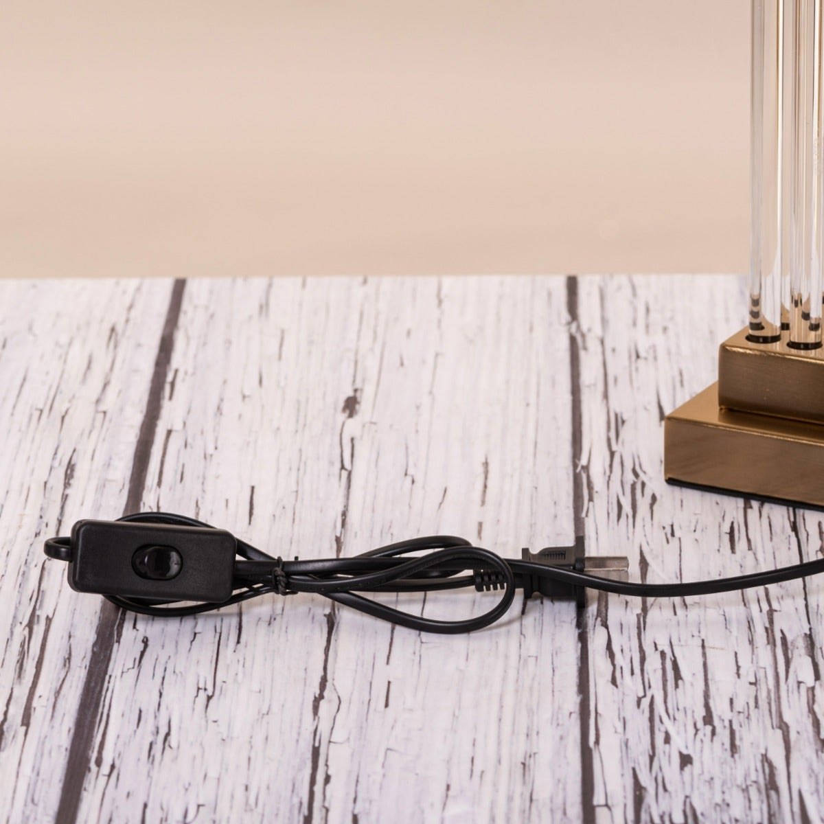 Falling For You (Matte Gold) Table Lamp