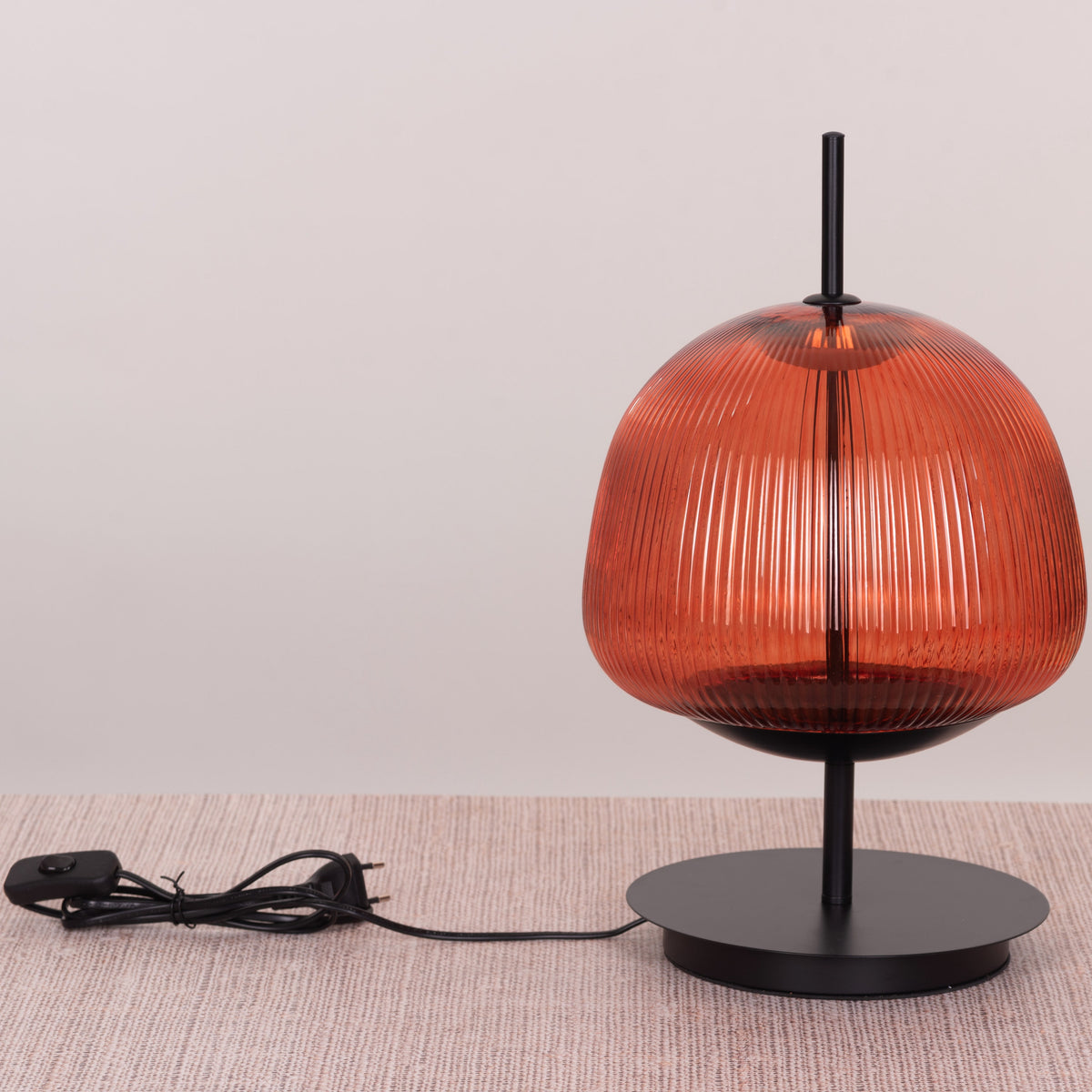 Reserved Rose (Black, Red) Built-In LED Textured Glass Table Lamp