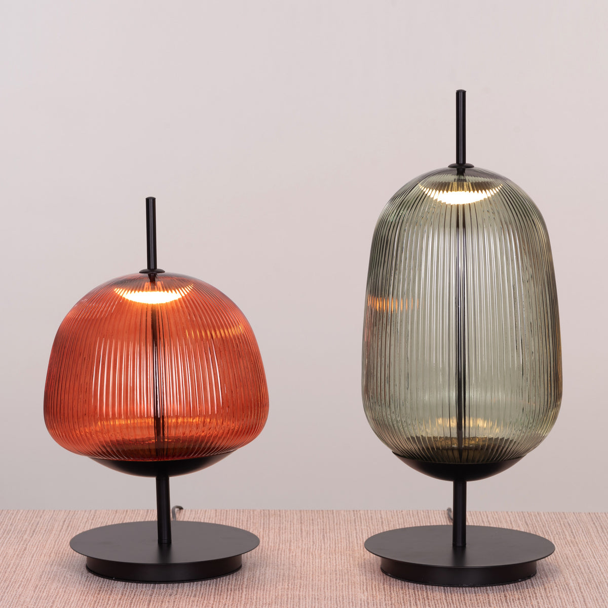 Juliet In Japan (Black, Green) Built-In LED Textured Glass Table Lamp