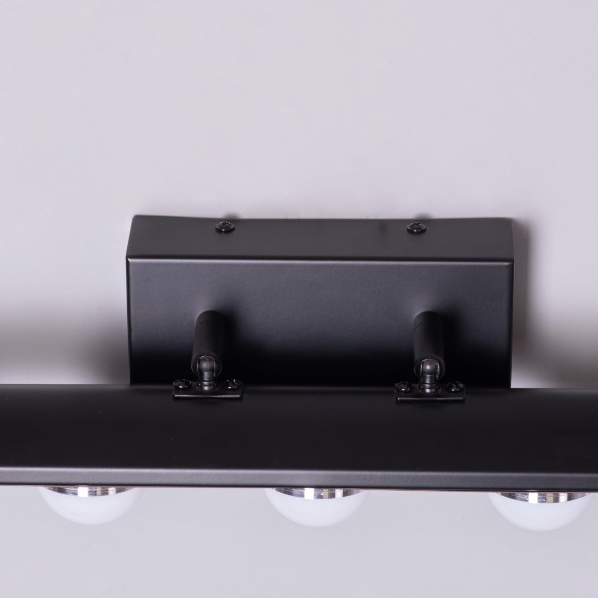 Stage Show (Small, White, Built-In LED) Vanity Light