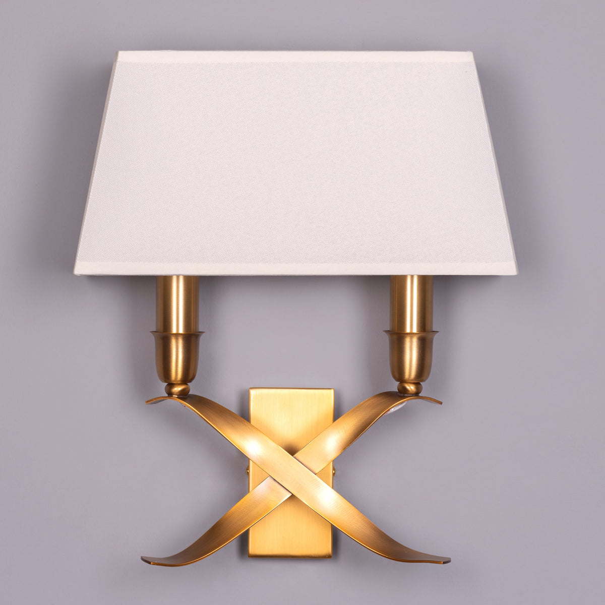 Mark The Spot (Gold, Off White) Wall Light