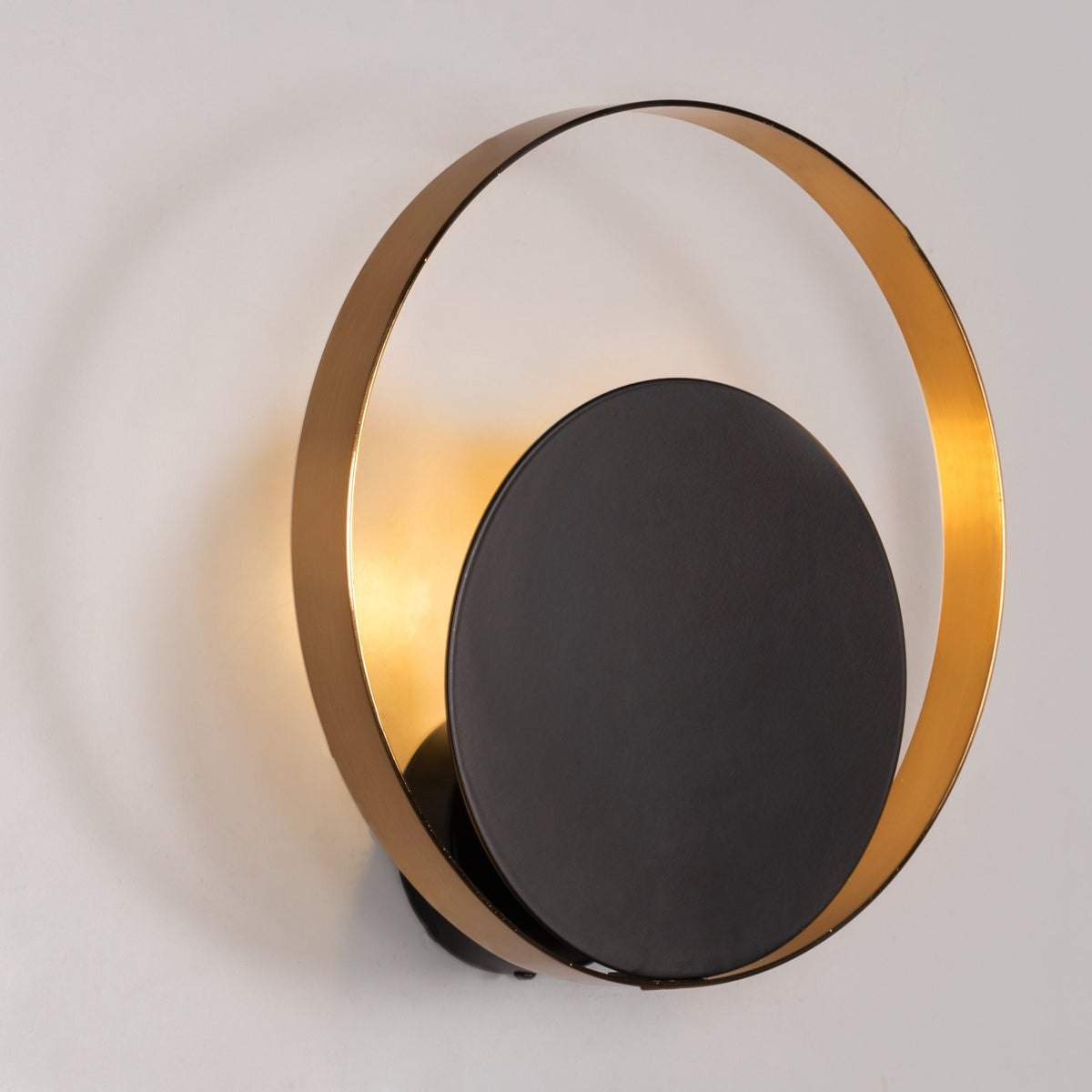 Ten Spot (Gold) Wall Light