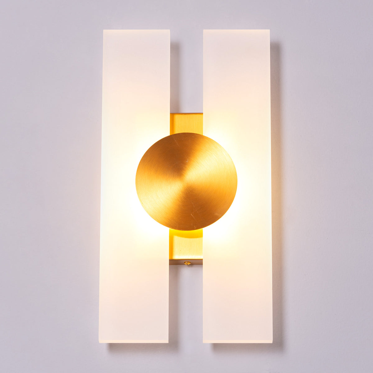 Gold Spot (Gold, Built-in LED) Wall Light