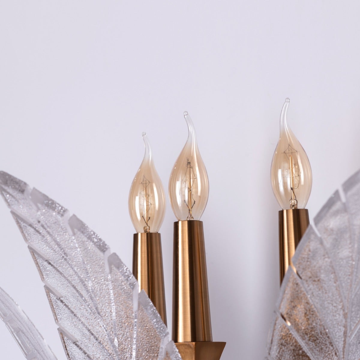 Trance (Medium, Gold) Glass Wall Light